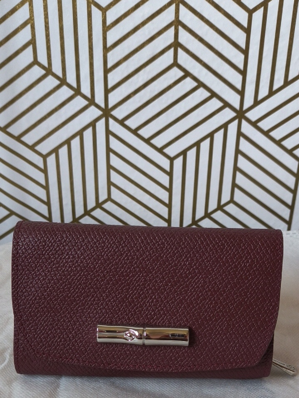 Longchamp  Burgundy Women's Leather Wallet with Silver Hardware